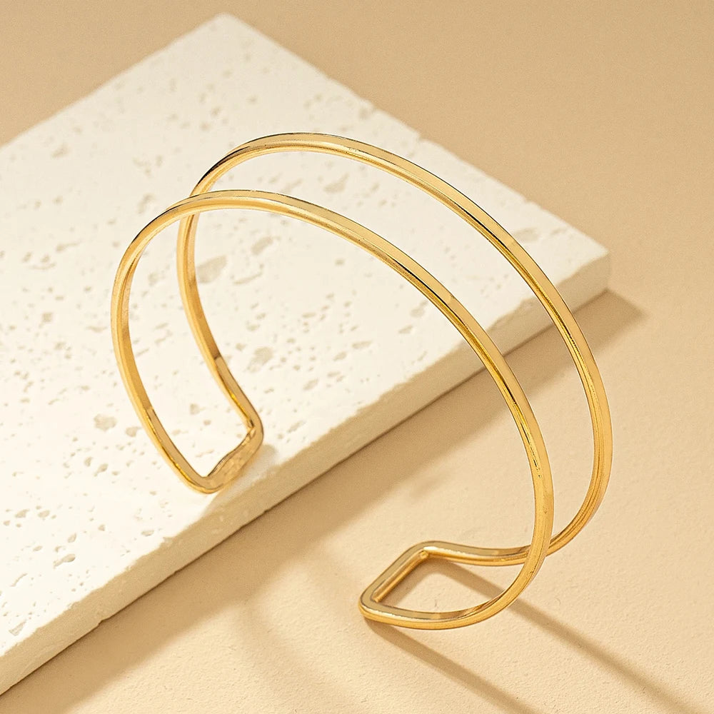 Adjustable Arm Bracelet.