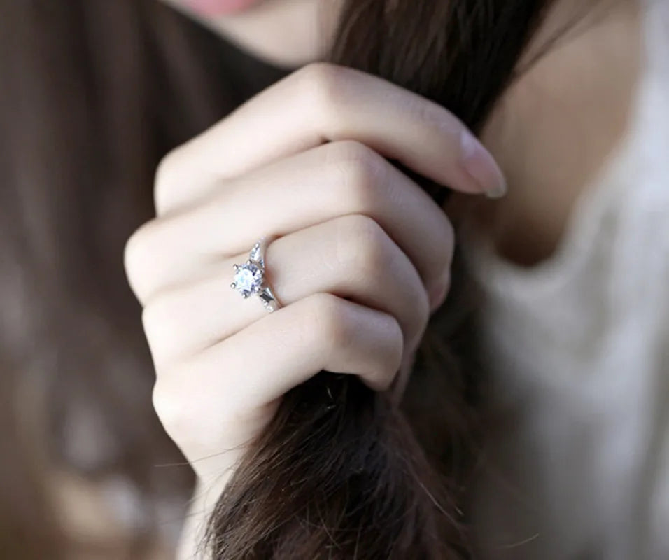 Luxury women's ring.