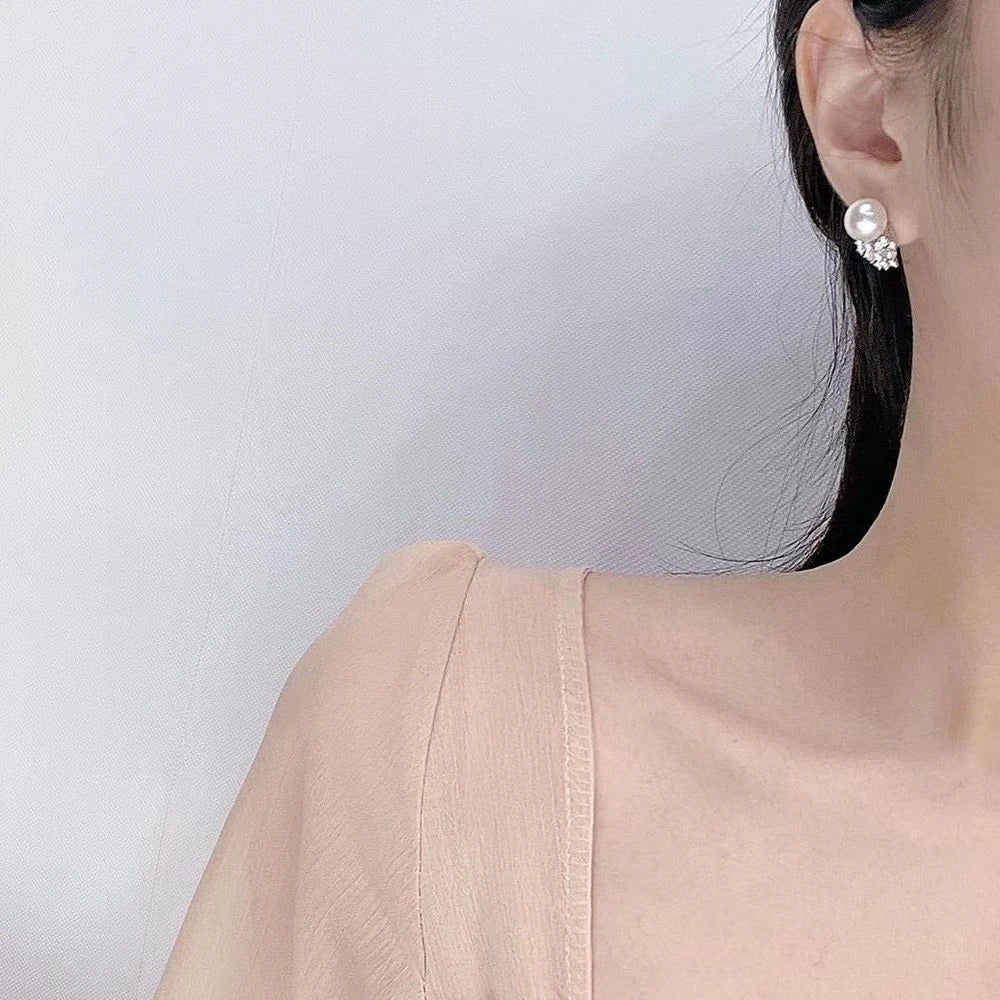 Sarah's Pearl Earrings.