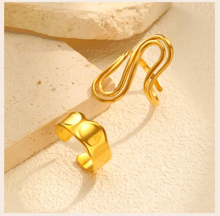 The Passionate Female Ring.